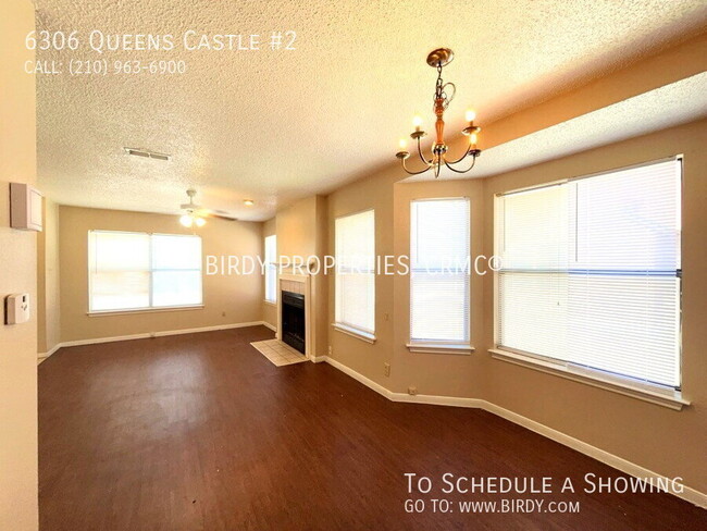 Building Photo - Charming 1-Bedroom Multiplex in San Antoni...