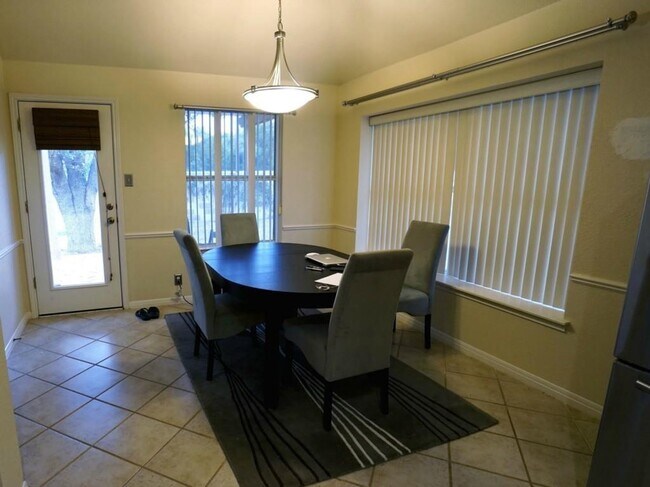 Building Photo - 3224 Burks Ln