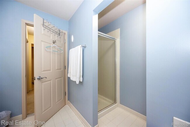 Building Photo - 3481 Castlewood Ct
