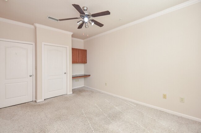 Building Photo - 1711 Old Spanish Trl