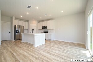 Building Photo - 5935 W Hausman Rd