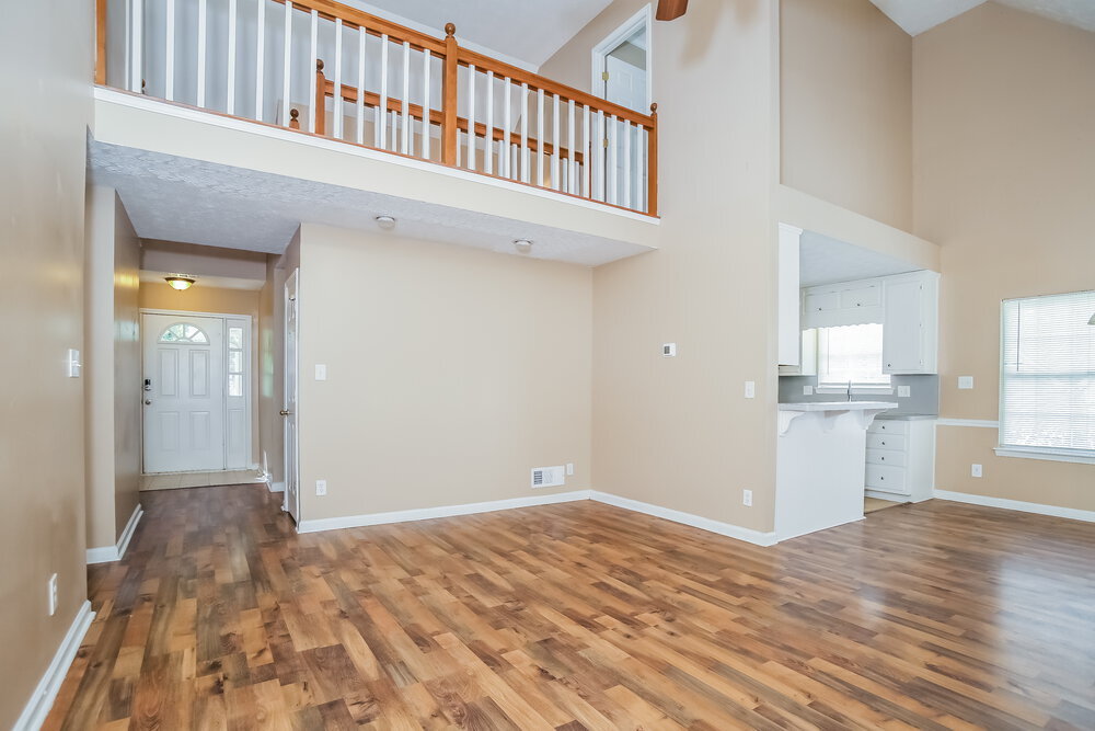Building Photo - 5622 Riverside Dr
