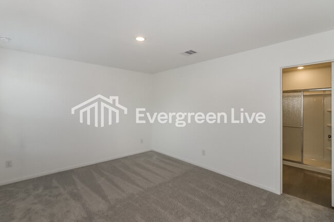 Building Photo - 19747 US-59