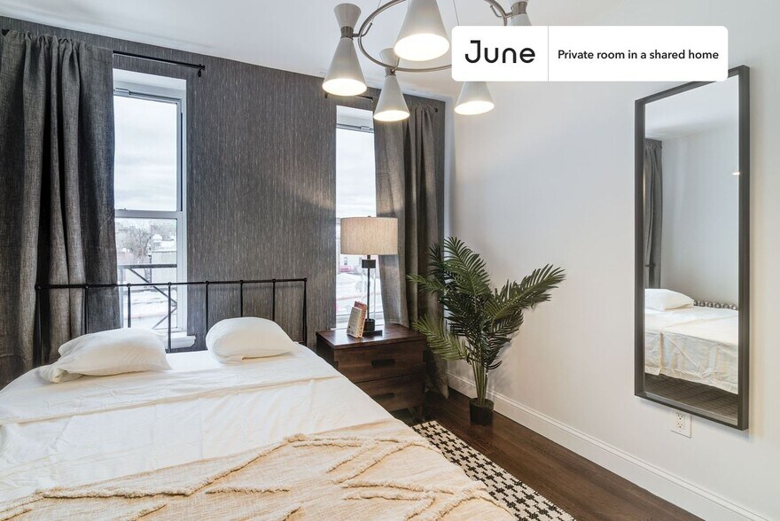Building Photo - Room in Shared 4 bed/1 bath home in Prospect Heights