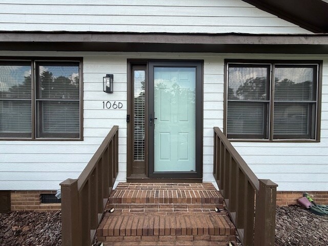 Building Photo - 106 Sunningdale Ct