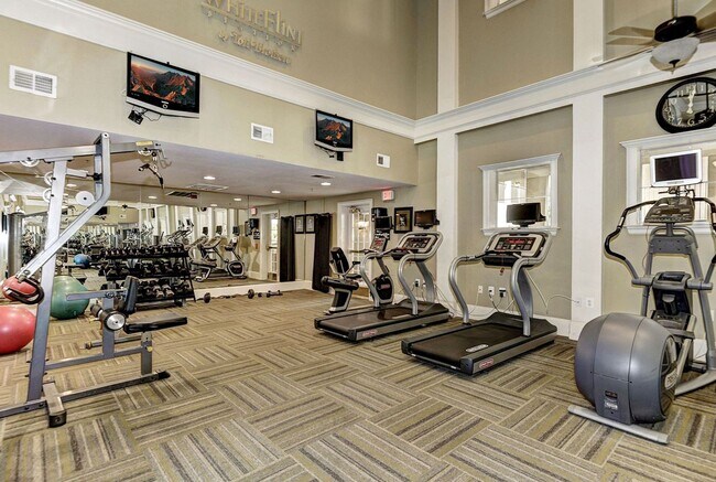 Building Photo - 1 Bed 1 Bath - North Bethesda Condo - 1 Reserved Parking Space