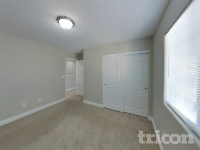 Building Photo - 9827 W Spinnaker Creek Ave
