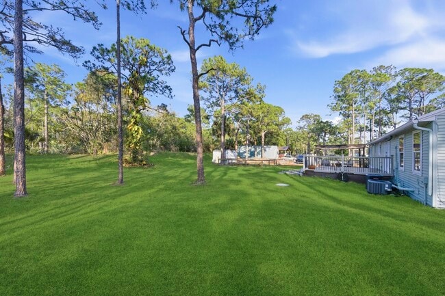 Building Photo - 12863 159th Ct N