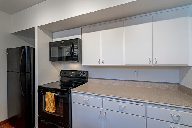 Range has built in microwave - 3940 E. Timrod St. #226