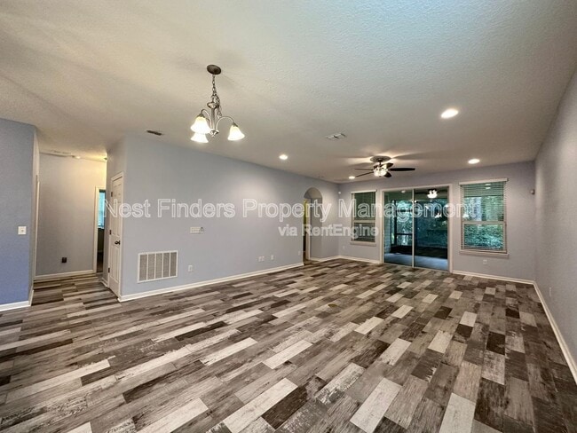 Building Photo - 65 Lone Eagle Way