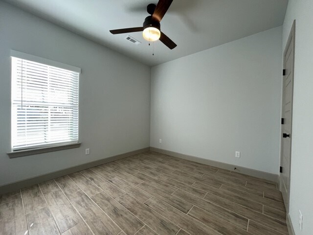 Building Photo - 912 Cook St