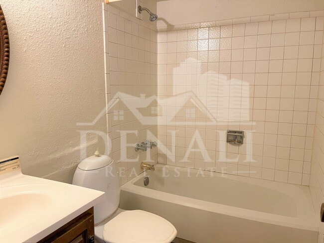 Building Photo - 3645 N 69th Ave