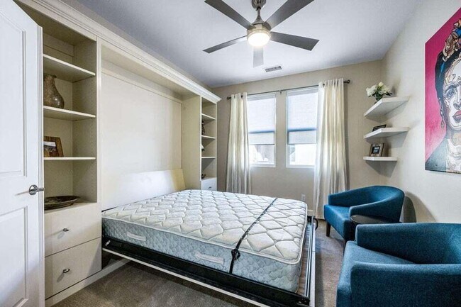 Building Photo - 51287 Longmeadow St