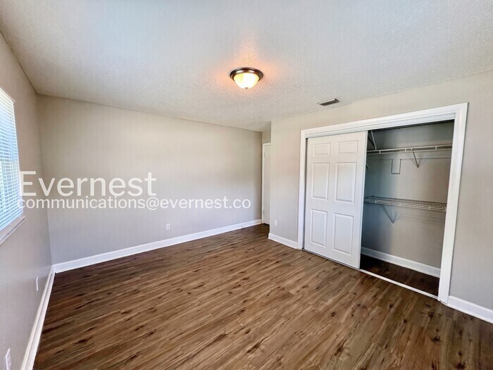 Building Photo - 4708 Harwich St