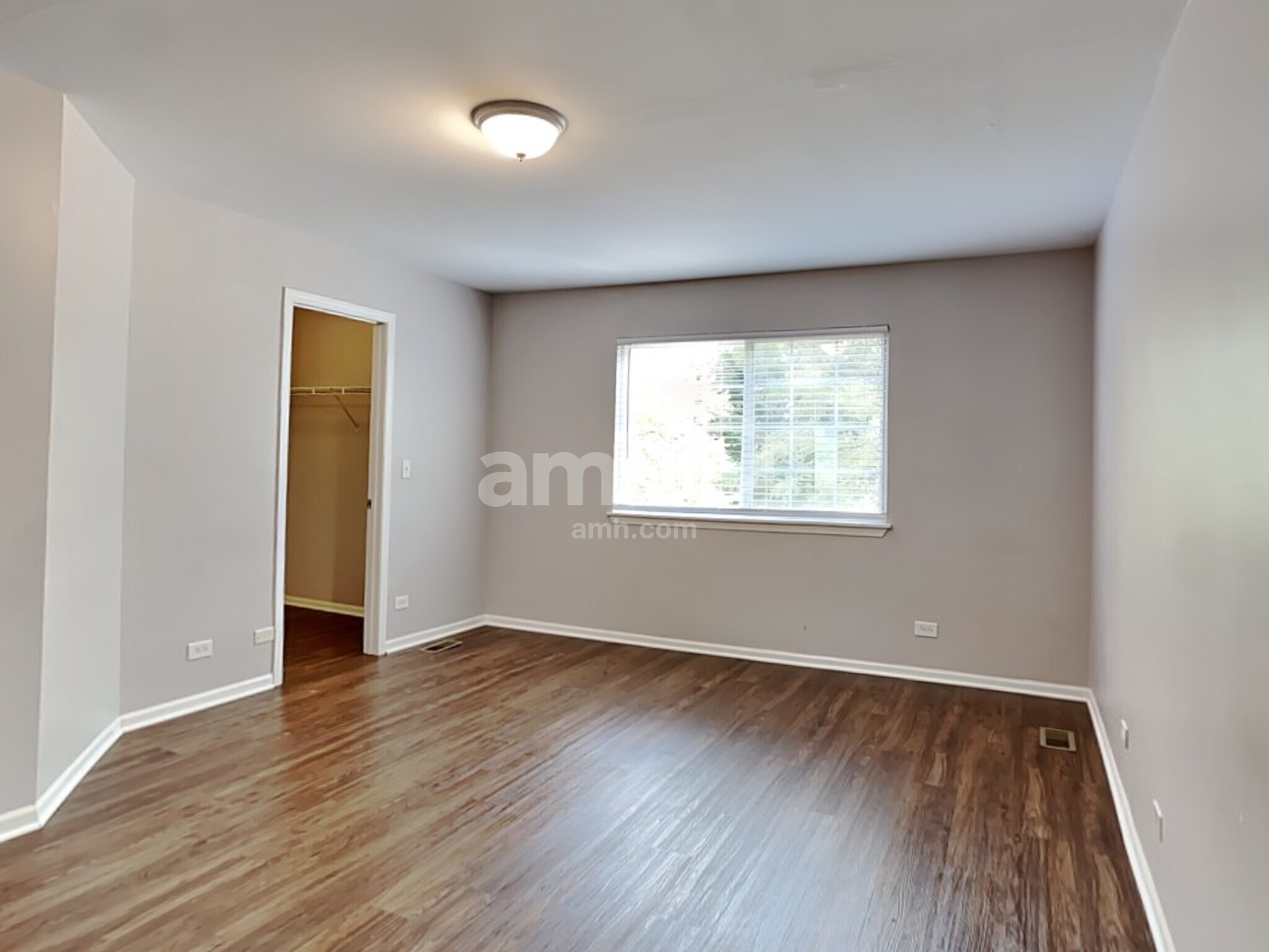 Building Photo - 300 Annandale Dr