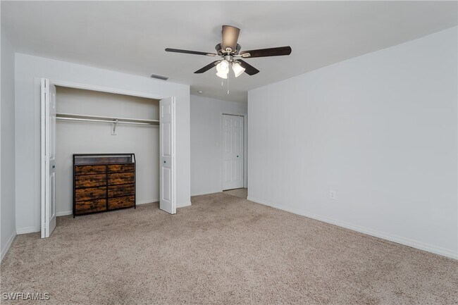 Building Photo - 180 Cypress Way E