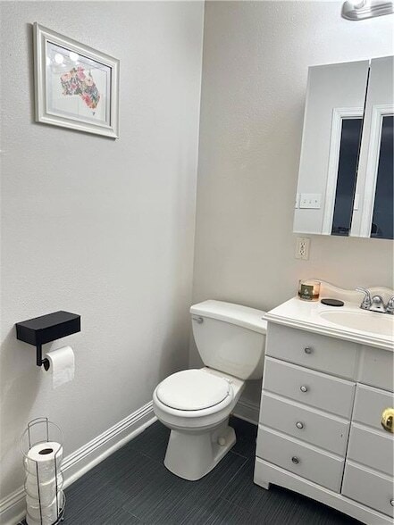 Building Photo - 3709 Stefano St