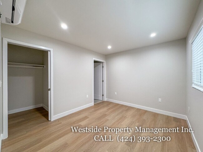 Building Photo - 316 Ximeno Ave