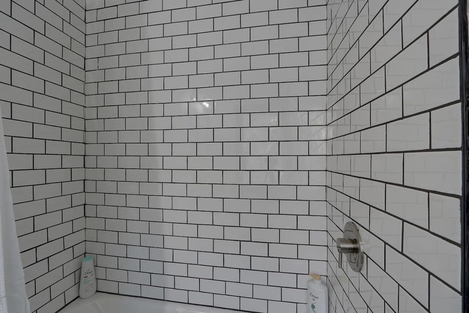 Building Photo - 1925 N Prospect Ave