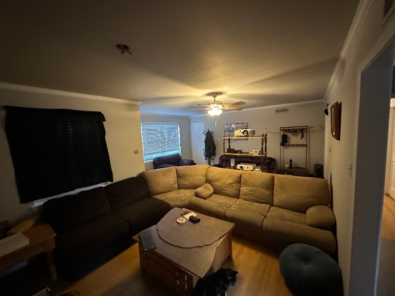 Building Photo - 10932 Dunaway Dr