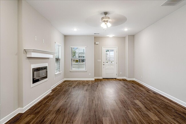 Building Photo - New Build in Oakland, TN!