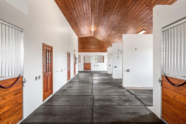 Building Photo - 3473 Grand Prix Farms Rd
