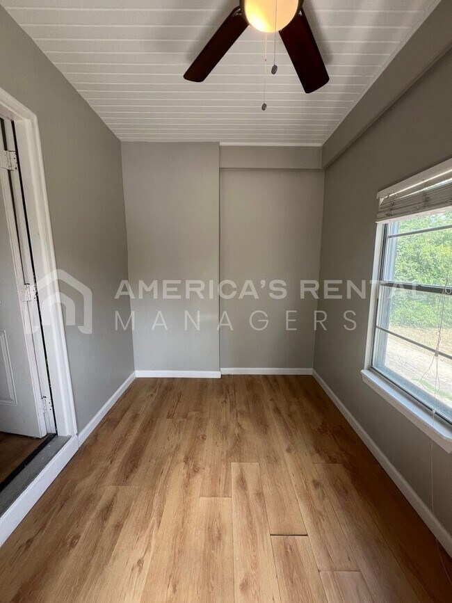 Building Photo - Home for rent in Birmingham! Coming Soon!