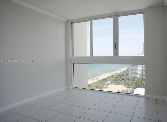 Building Photo - 7330 Ocean Terrace