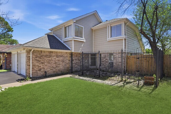 Building Photo - 3643 Storm Creek Dr