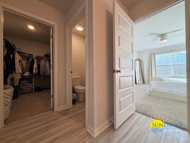 Building Photo - Spacious 4BR Patriot Ridge Home with Community Perks!