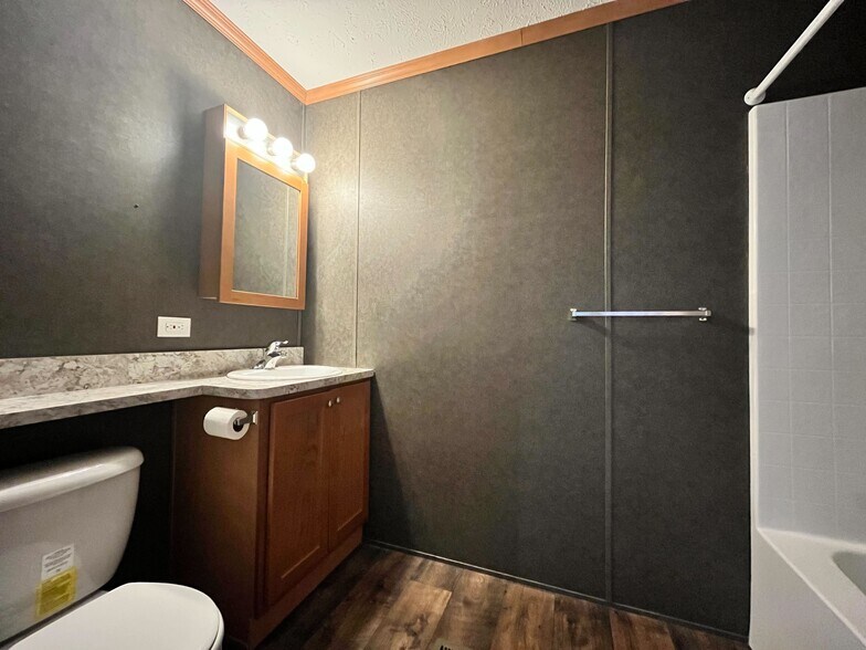 Building Photo - 1428 Georgia St