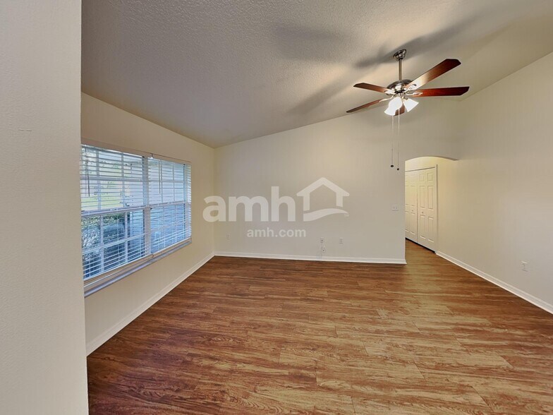 Building Photo - 4850 Marsh Harbor Dr