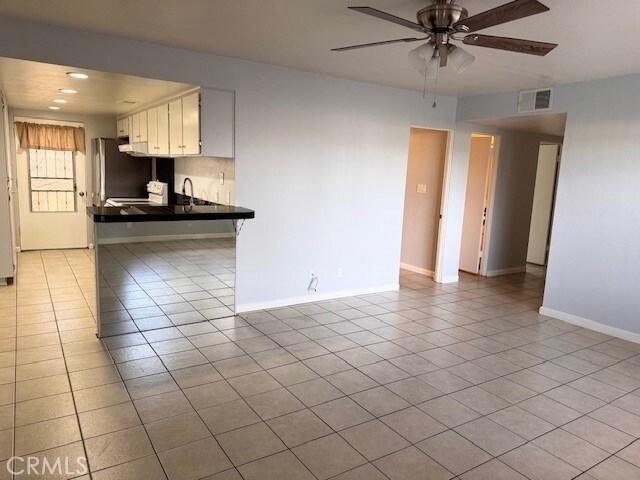 Building Photo - 74443 Driftwood Dr