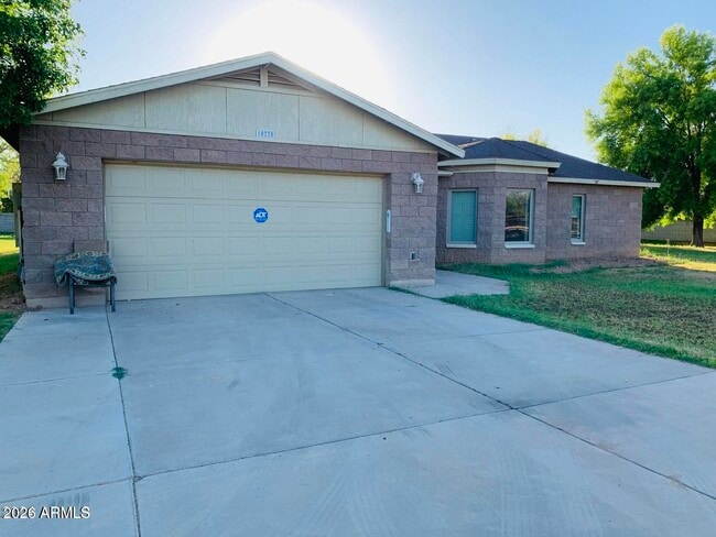 Building Photo - 10770 N 127th Ave