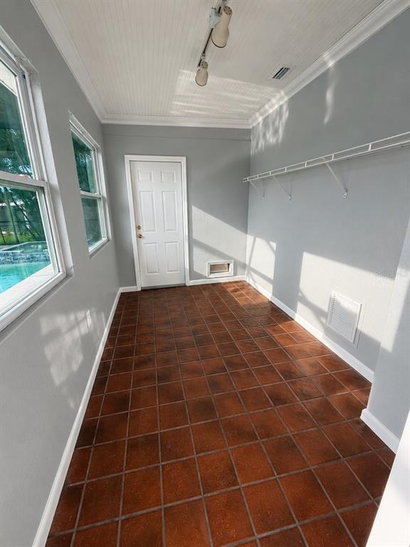 Building Photo - 6530 Bimini Ct