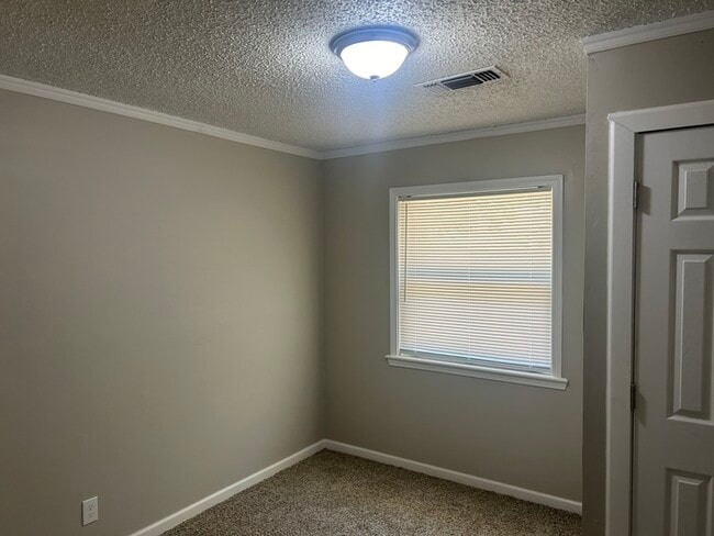 Building Photo - 3332 S 141st E Ave