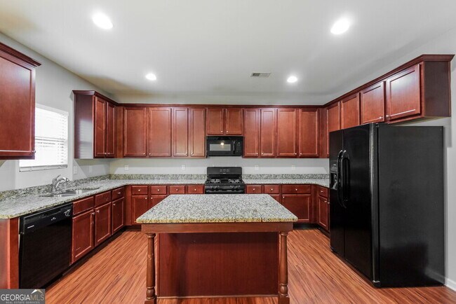 Building Photo - 2087 Juniper Ives Ct SE