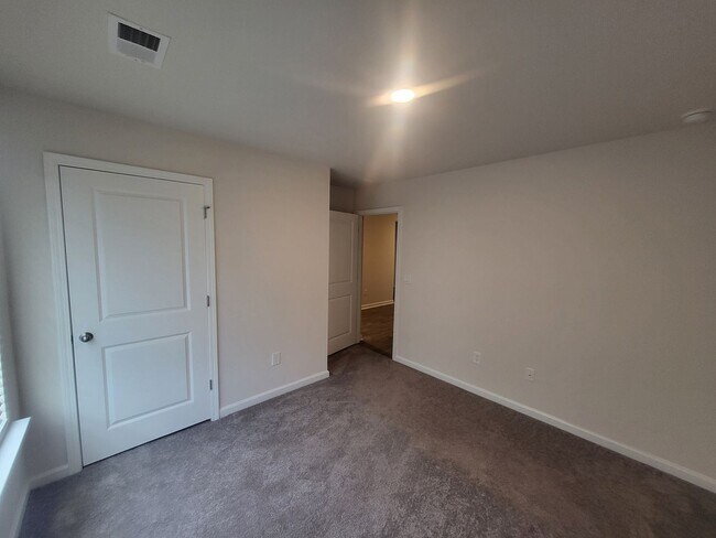 Building Photo - 4 bedroom/2 bath home in Aynor - SPECIAL! ...