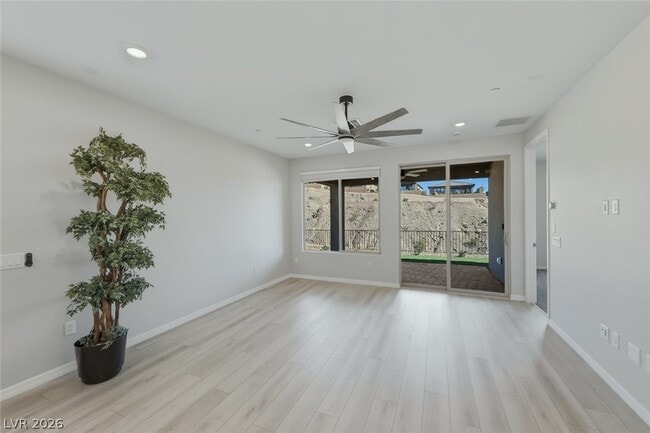 Building Photo - 38 Crimson Cactus Ave