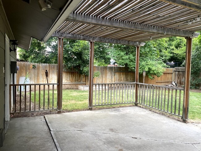 Building Photo - 3298 N Clayton Pl