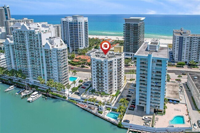 Building Photo - 5880 Collins Ave