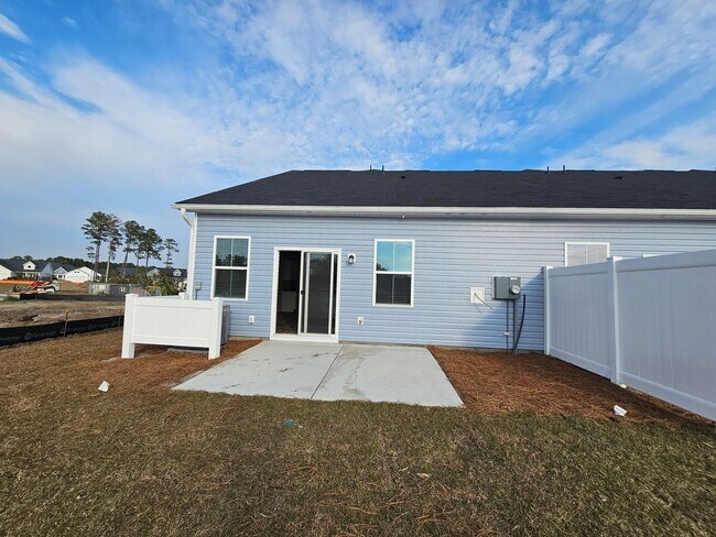 Building Photo - Brunswick Plantation- The Hamptons