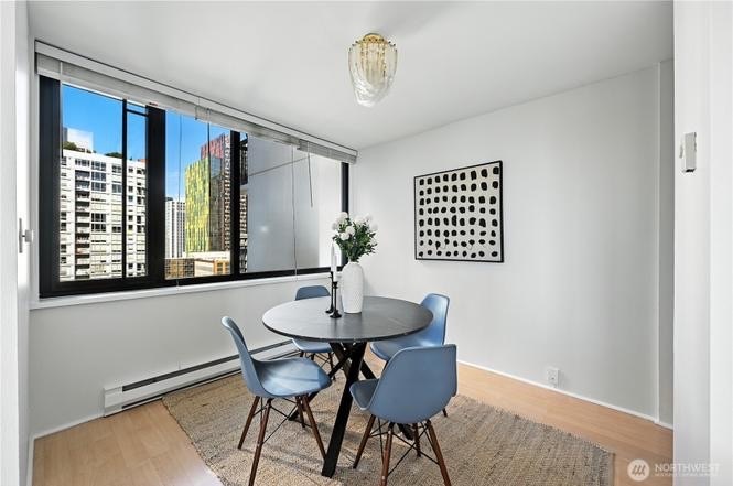 Building Photo - 2101 3rd Ave