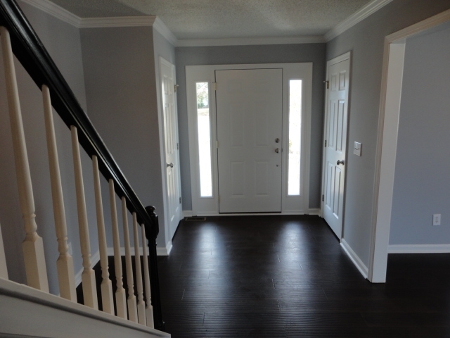 Building Photo - 125 Medford Cir