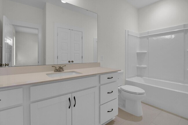 Building Photo - 268 Symphony Ave