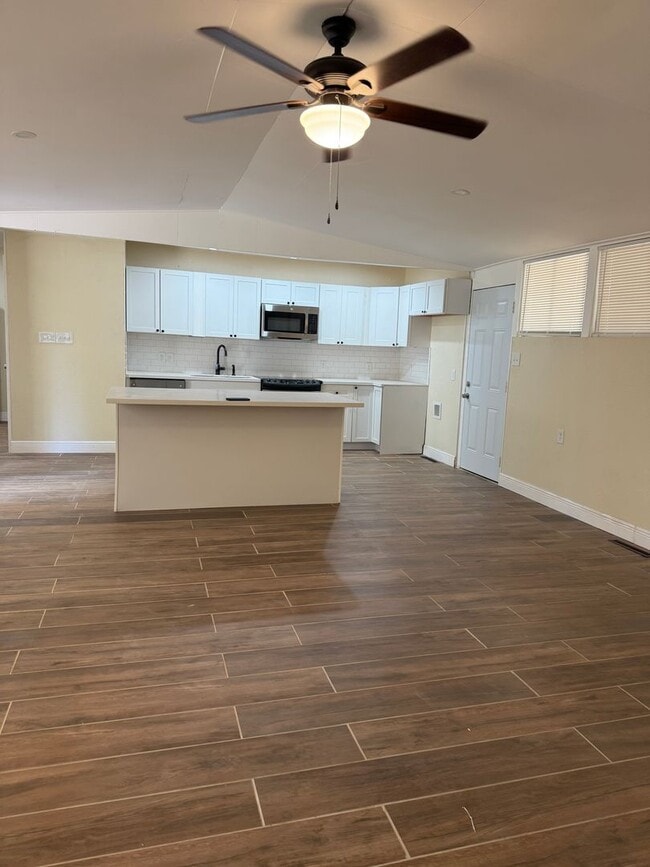 Building Photo - Newly Renovated Home in Blanchard, La