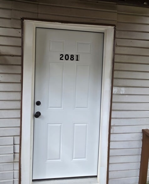 front door - 2081 Tuskegee Rd