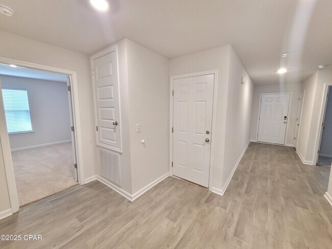 Building Photo - 4745 Firefly Ln