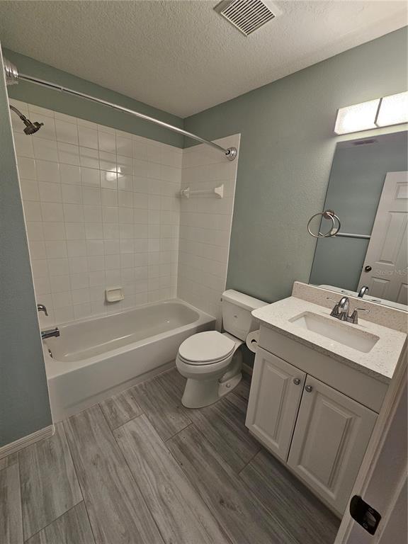 Building Photo - 4250 Players Pl