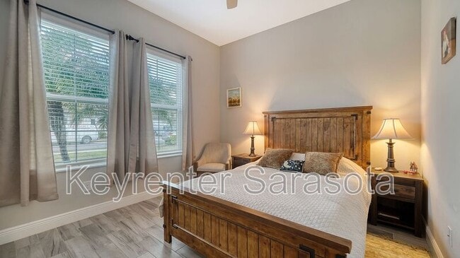 Building Photo - 6325 Rivo Lks Blvd